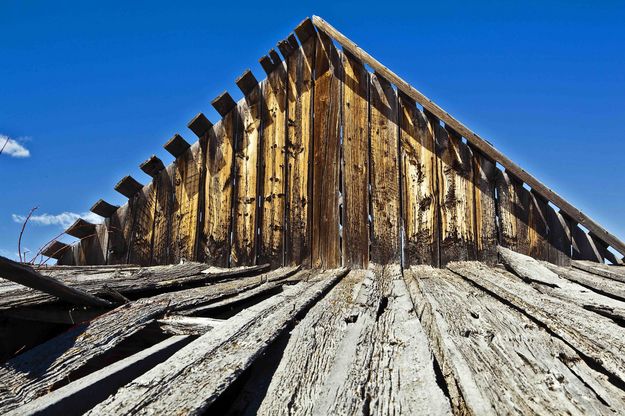 Building At Old Binning Place. Photo by Dave Bell.