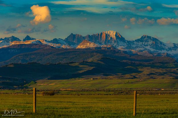 Early Evening Light On Fremont Peak. Photo by Dave Bell.