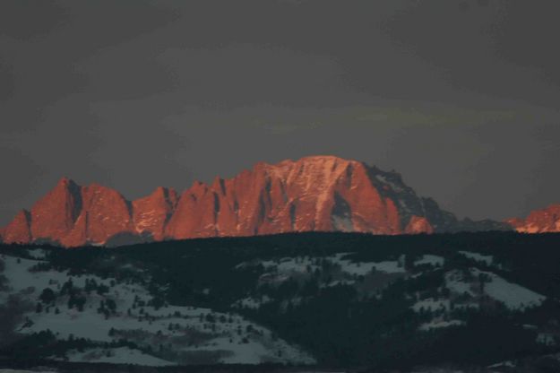 Sunset Red Fremont Peak. Photo by Dave Bell.