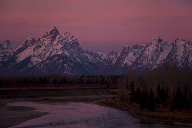 Alpenglow!. Photo by Dave Bell.