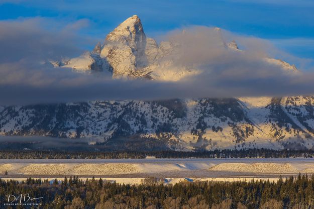 Name That Peak. Photo by Dave Bell.