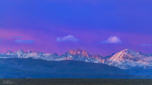 Bonneville Sunsetting Light. Photo by Dave Bell.