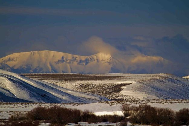 Triple Peak Morning Light. Photo by Dave Bell.