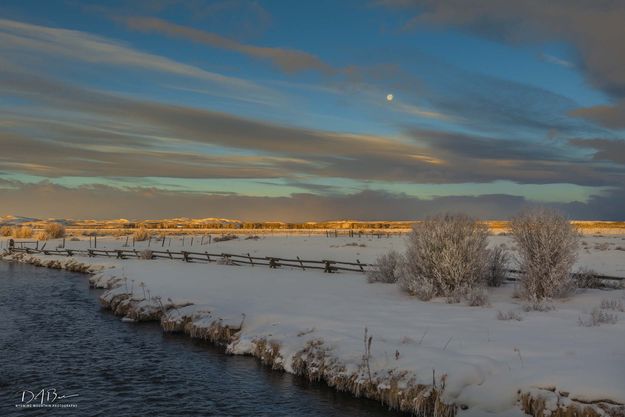 Beautiful Morning LIght. Photo by Dave Bell.