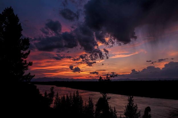 Madison River Sunset. Photo by Dave Bell.