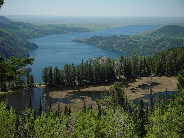 Fremont Lake from Glimpse Lake Trail. Photo by Dave Bell.