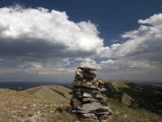 Lookout Mountain Rock Cairn and Horse Mountain (r). Photo by Dave Bell.