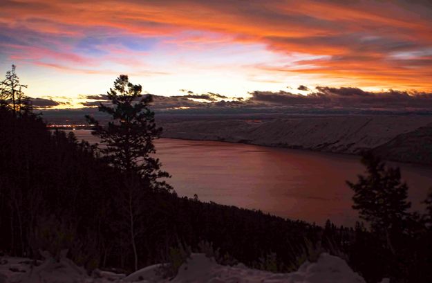 Fremont Lake Alpenglow. Photo by Dave Bell.