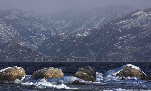 Very Cold Fremont Lake. Photo by Dave Bell.