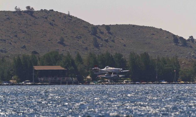 Lakeside Lodge Touch Down. Photo by Dave Bell.