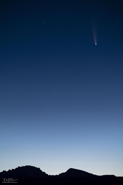 Neowise Above Fremont and Jackson. Photo by Dave Bell.