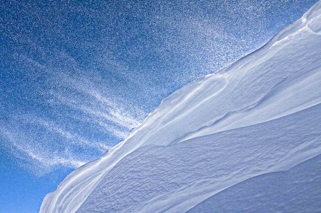 Blowing Snow Particles. Photo by Dave Bell.