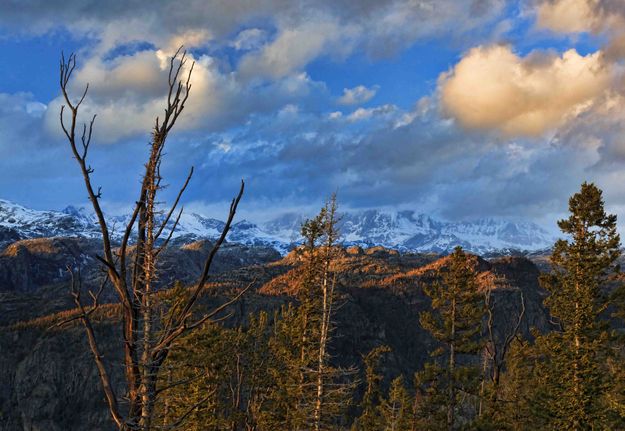 Overlook At Sundown. Photo by Dave Bell.