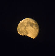 Full Moon Over Mt. Geike. Photo by Dave Bell.