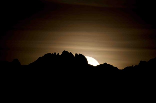 Sliver Over Mt. Bonneville. Photo by Dave Bell.