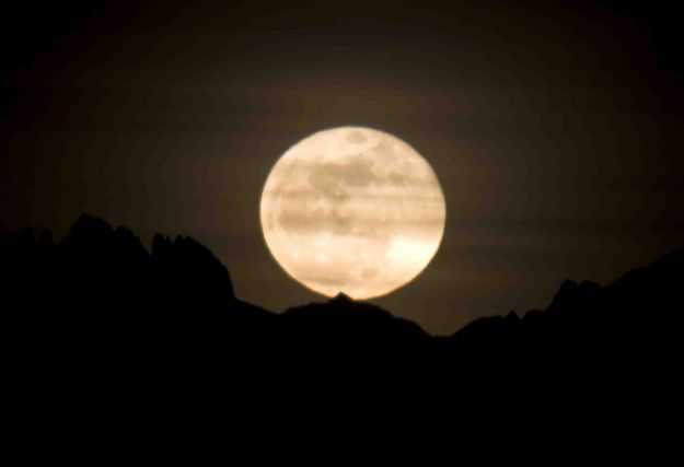 Full Moon Over Mt. Bonneville. Photo by Dave Bell.