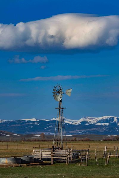 Horse Creek Windmill. Photo by Dave Bell.