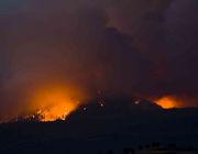 Pine Mountain Burning. Photo by Dave Bell.