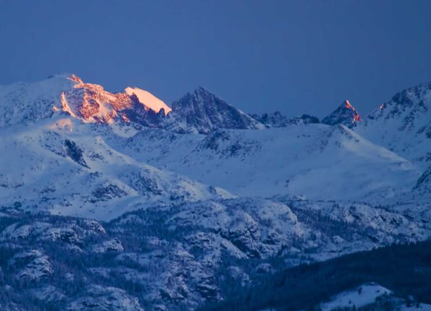 First Light On Gannett Summit. Photo by Dave Bell.