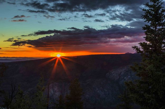 Upper Overlook Sunset Flare. Photo by Dave Bell.