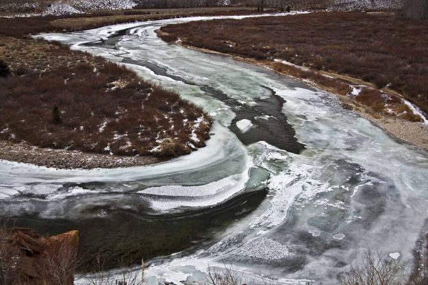 Green River Bend. Photo by Dave Bell.