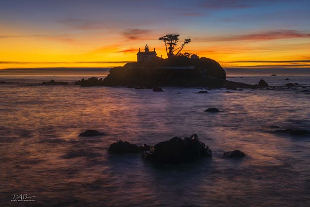 Battery Point Sunset. Photo by Dave Bell.