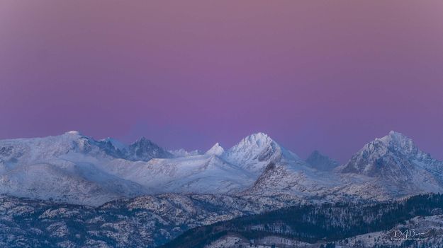 Venus Belt Pink Over High Peaks. Photo by Dave Bell.
