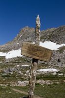 Shannon Pass Trail Junction. Photo by Dave Bell.