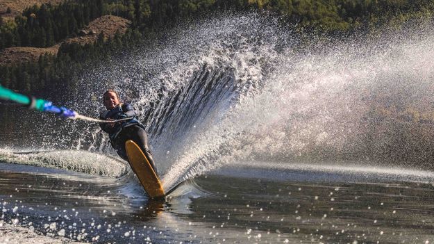 Bending The Ski. Photo by Dave Bell.