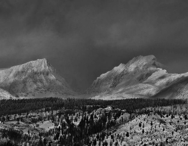 Angel Pass (B/W). Photo by Dave Bell.