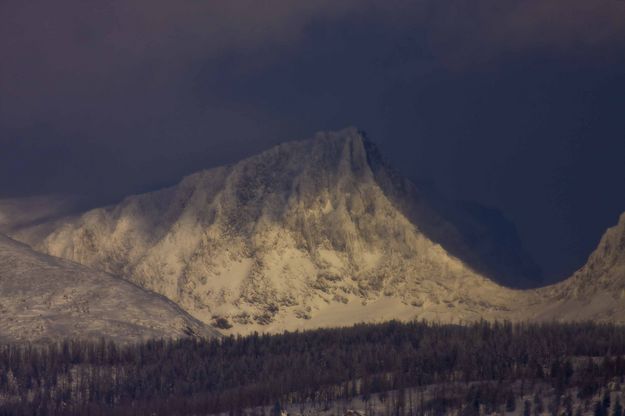 Angel Peak. Photo by Dave Bell.