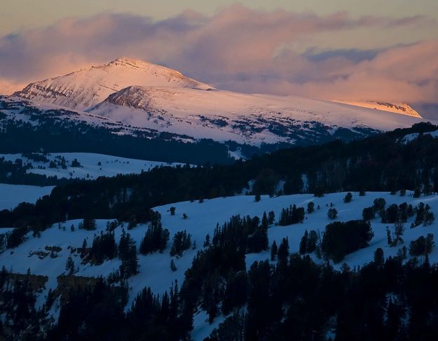 Sawtooth Sunrise. Photo by Dave Bell.