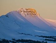 Tosi Peak Light. Photo by Dave Bell.