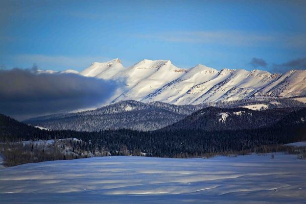 Sawtooth Morning Light. Photo by Dave Bell.