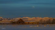 Setting Moon. Photo by Dave Bell.