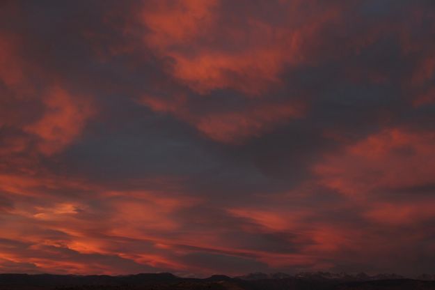 Cirrus Light-Up Over Wind Rivers. Photo by Dave Bell.