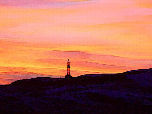 Oil Rig Sunset. Photo by Dave Bell.