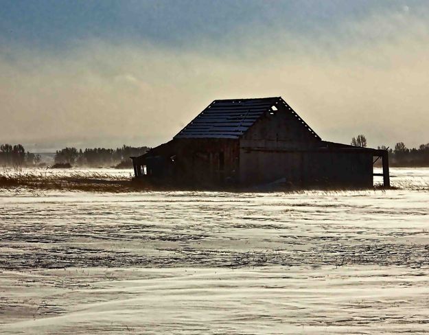 Binning Barn. Photo by Dave Bell.