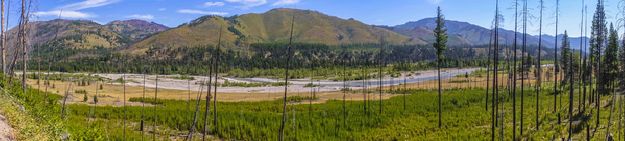 Saying Goodbye To The Flathead River. Photo by Dave Bell.