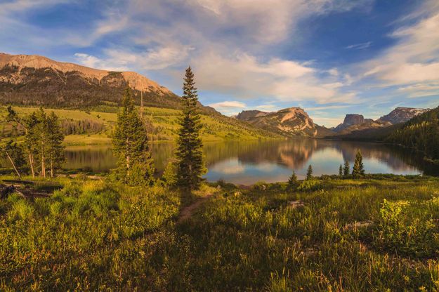 Samyang Visits Green River Lakes. Photo by Dave Bell.