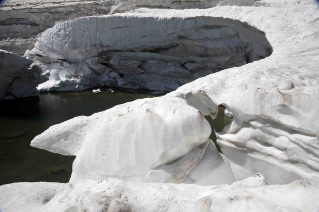 Collapsing Glacier. Photo by Dave Bell.