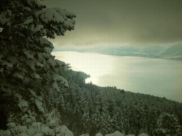 Fremont Lake. Photo by Dave Bell.