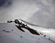 BIG Cornices On McDougal. Photo by Dave Bell.