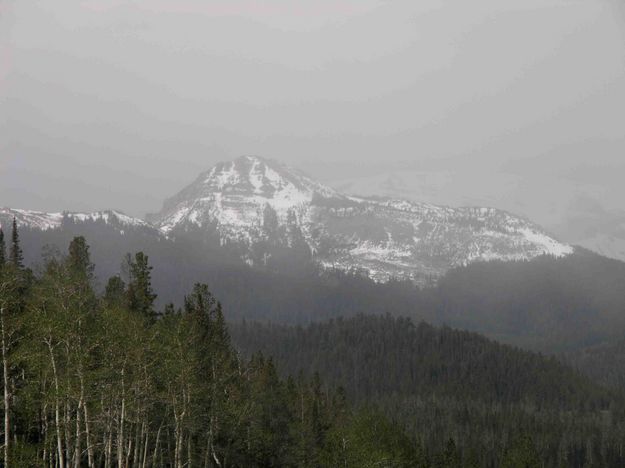 Lander Peak In Snow Flurry. Photo by Dave Bell.