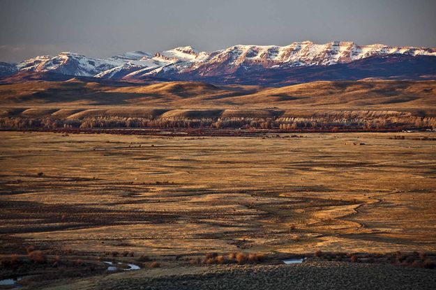 Daniel Valley At Sunset. Photo by Dave Bell.