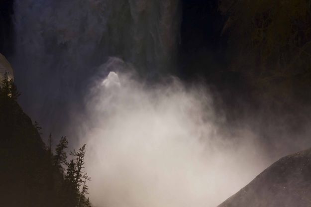 Lower Falls Light. Photo by Dave Bell.