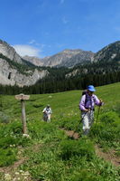 Hiking Out. Photo by Fred Pflughoft.