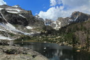 Amphitheater Lake. Photo by Fred Pflughoft.