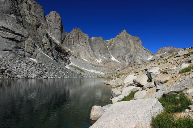 Raid Pk. above East Fork Valley Lakes. Photo by Fred Pflughoft.