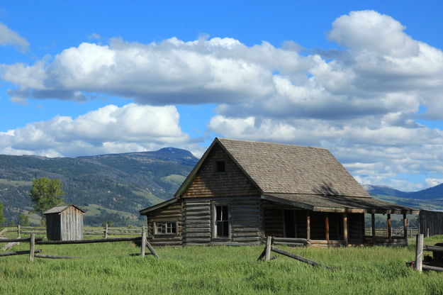 Old Homestead on Mormon Row. Photo by Fred Pflughoft.